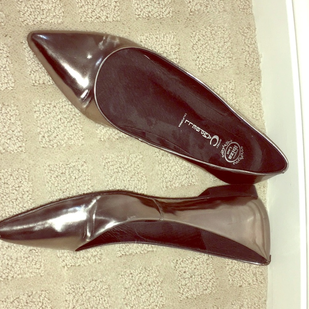 Jeffrey Campbell, silver flats, 8